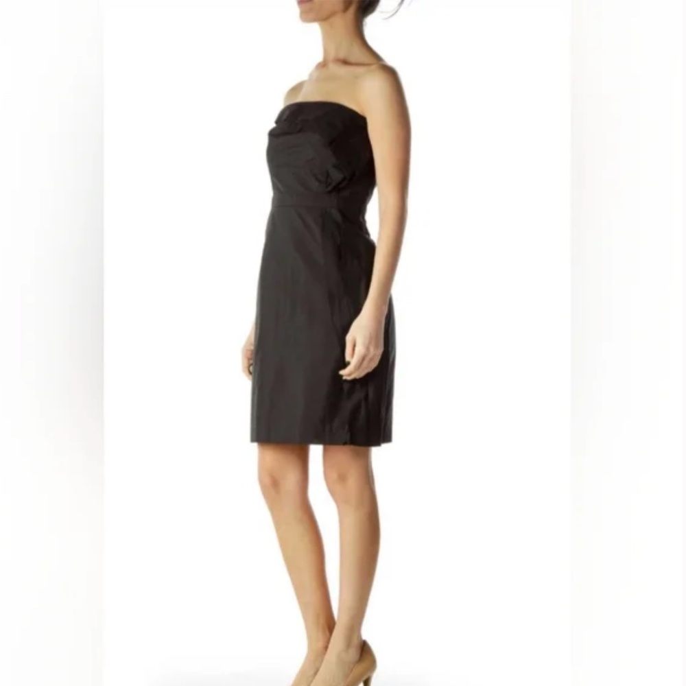 NWOT Ann Taylor LOFT Ruffled Strapless Sheath Shift Little Black Dress S…
